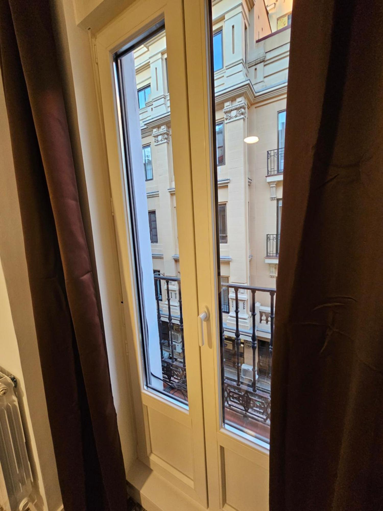 Hostal Andrea Granvia Μαδρίτη Εξωτερικό φωτογραφία